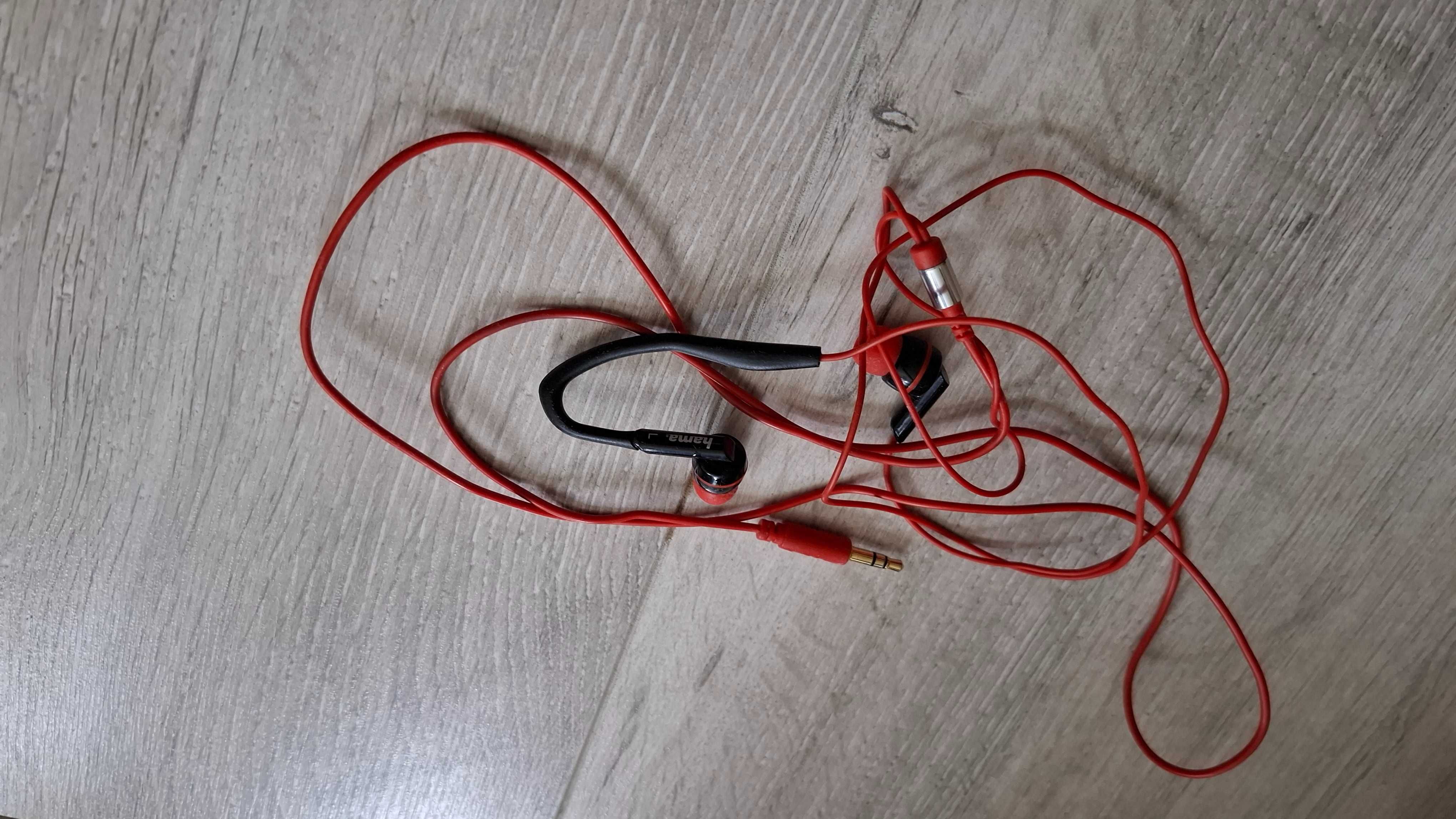 Zestaw: Klawiatura Logitech k300 + Słuchawki  Creative HS-800   uszk.