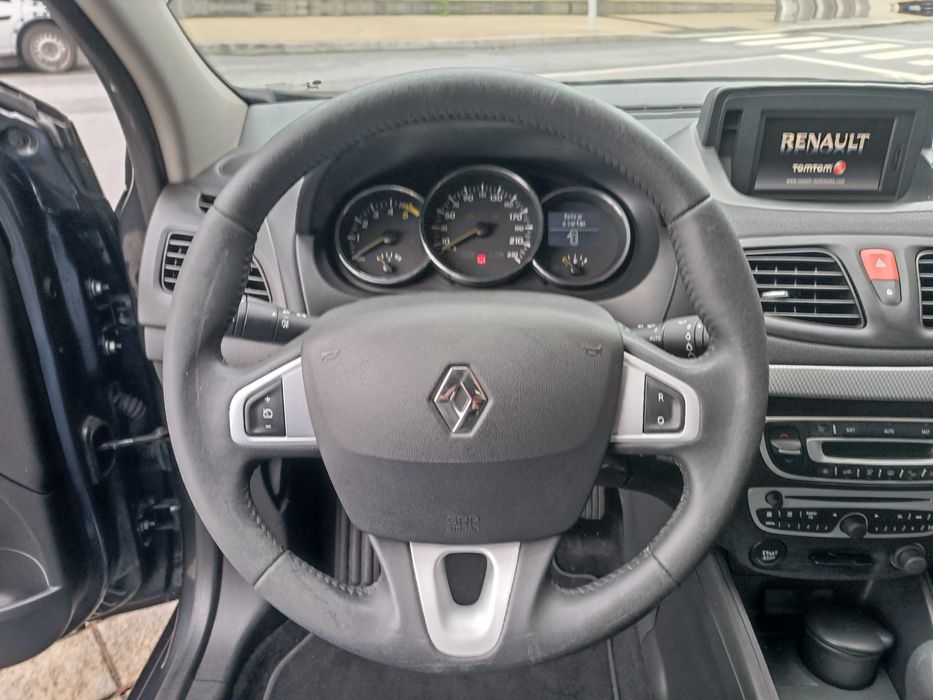 RENAULT FLUENCE 1.5 DCI 110cv com 140 mil qlm