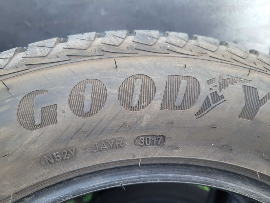 225/65/17 Goodyear Vector 4Seasons GEN-2 SUV  8mm JAK NOWE 2szt