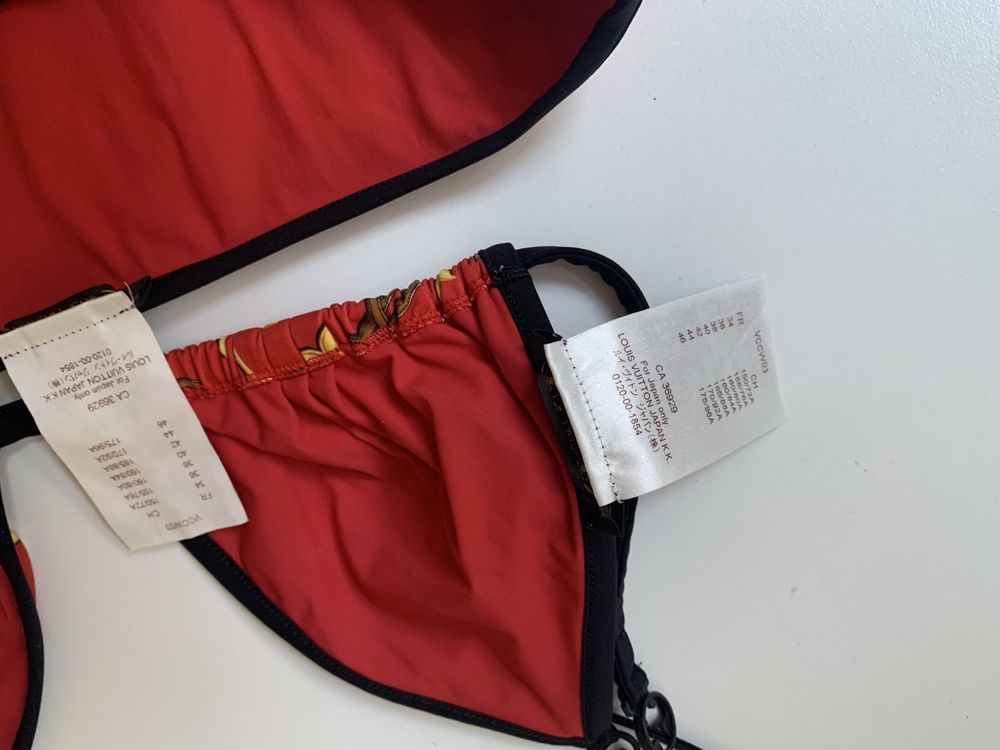 Louis Vuitton stroj kapielowy