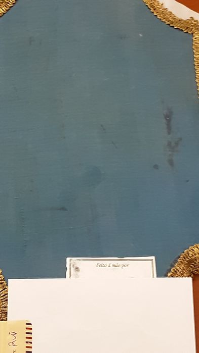 Vendo  Relicário  ou Registo feito à  mão com santa rosa de Lima