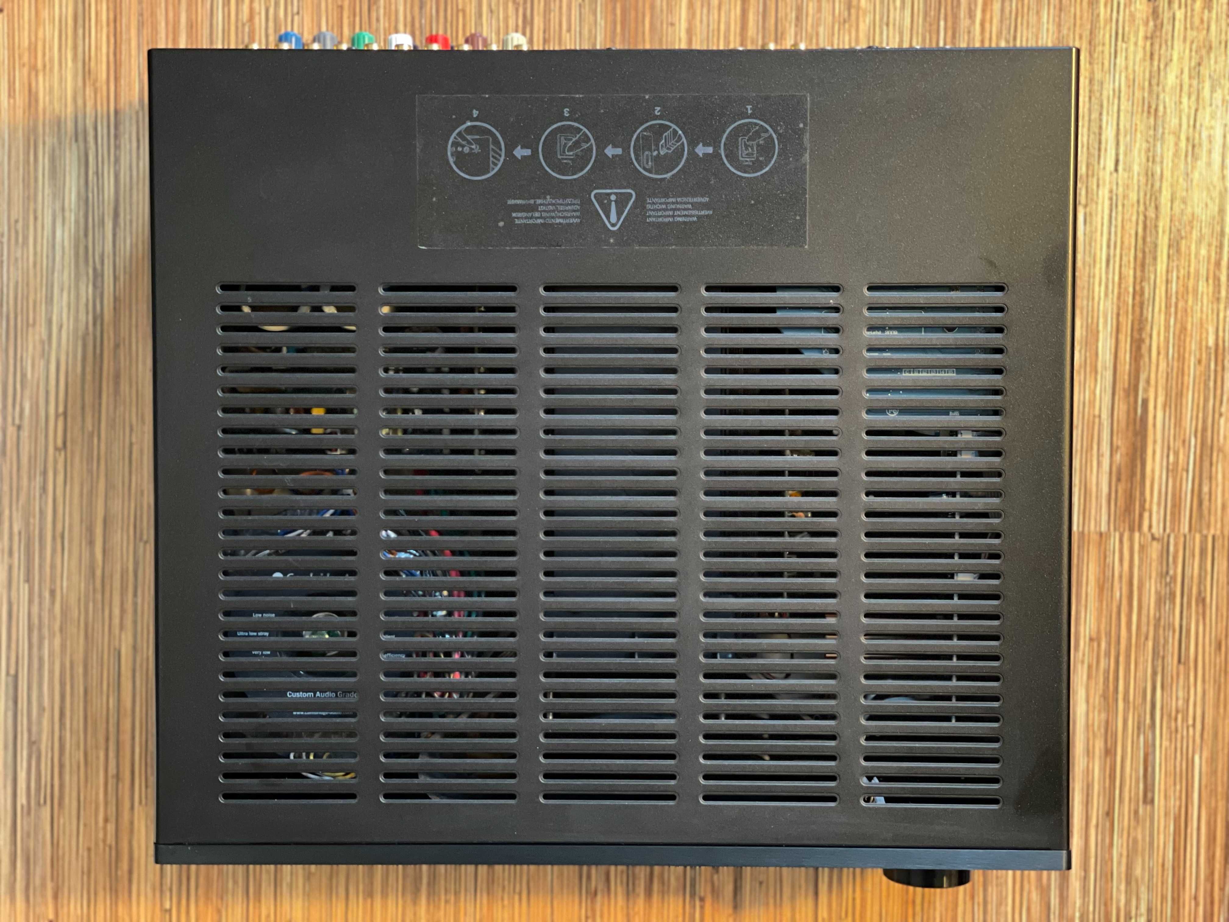 Amplituner Cambridge Audio Azur 650R