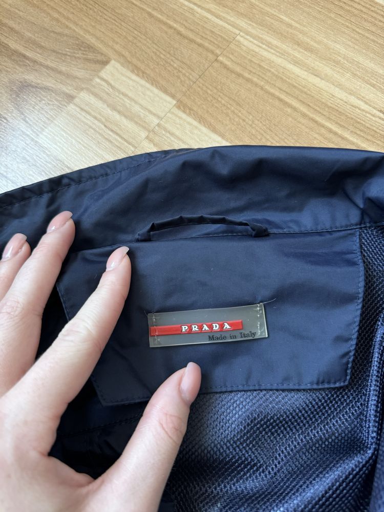 Куртка, ветровка Prada