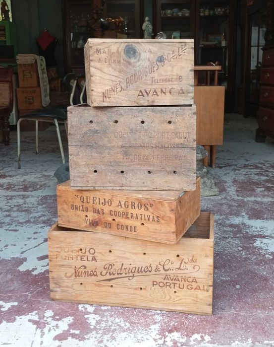 Antigas caixas Queijos Manteiga em madeira