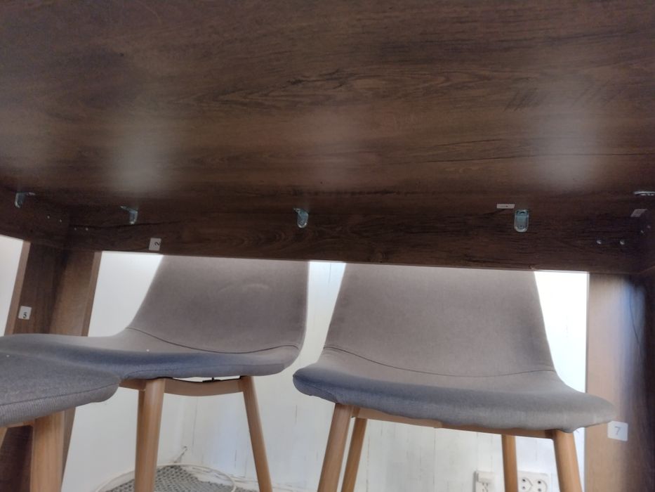 Stół 80/120  ciemny dąb dziki i 4  krzesła szar do jada