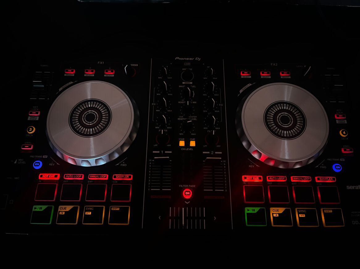 Alto-falante Sony SRS-XB43 + Pioneer DDJ SB2