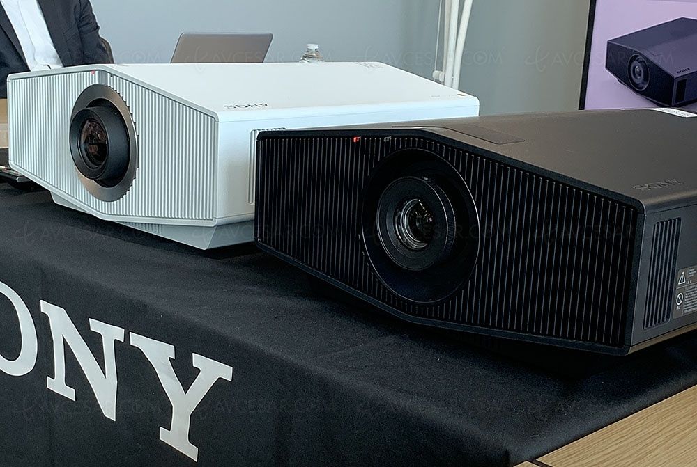 Новий лазерний проектор Sony