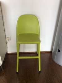 Cadeira de crianca do Ikea