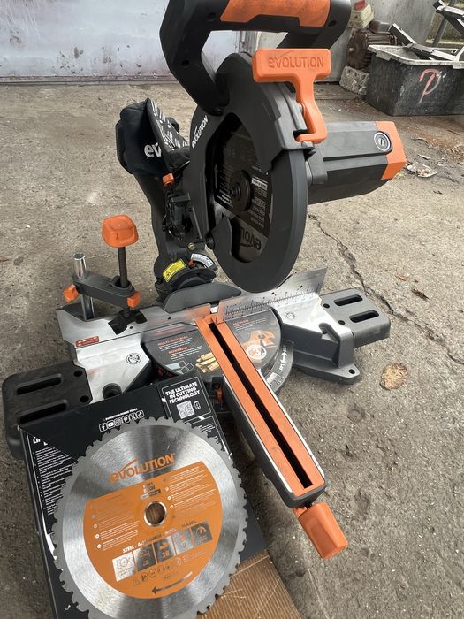 Nowa Wielozadaniowa Ukośnica Evolution R255SMS+