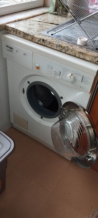 Máquina lavar Miele Oceanis