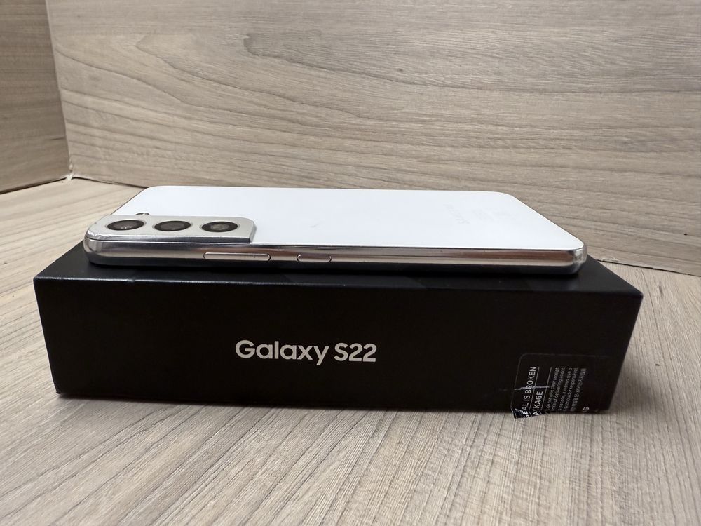 Samsung S22 128 GB