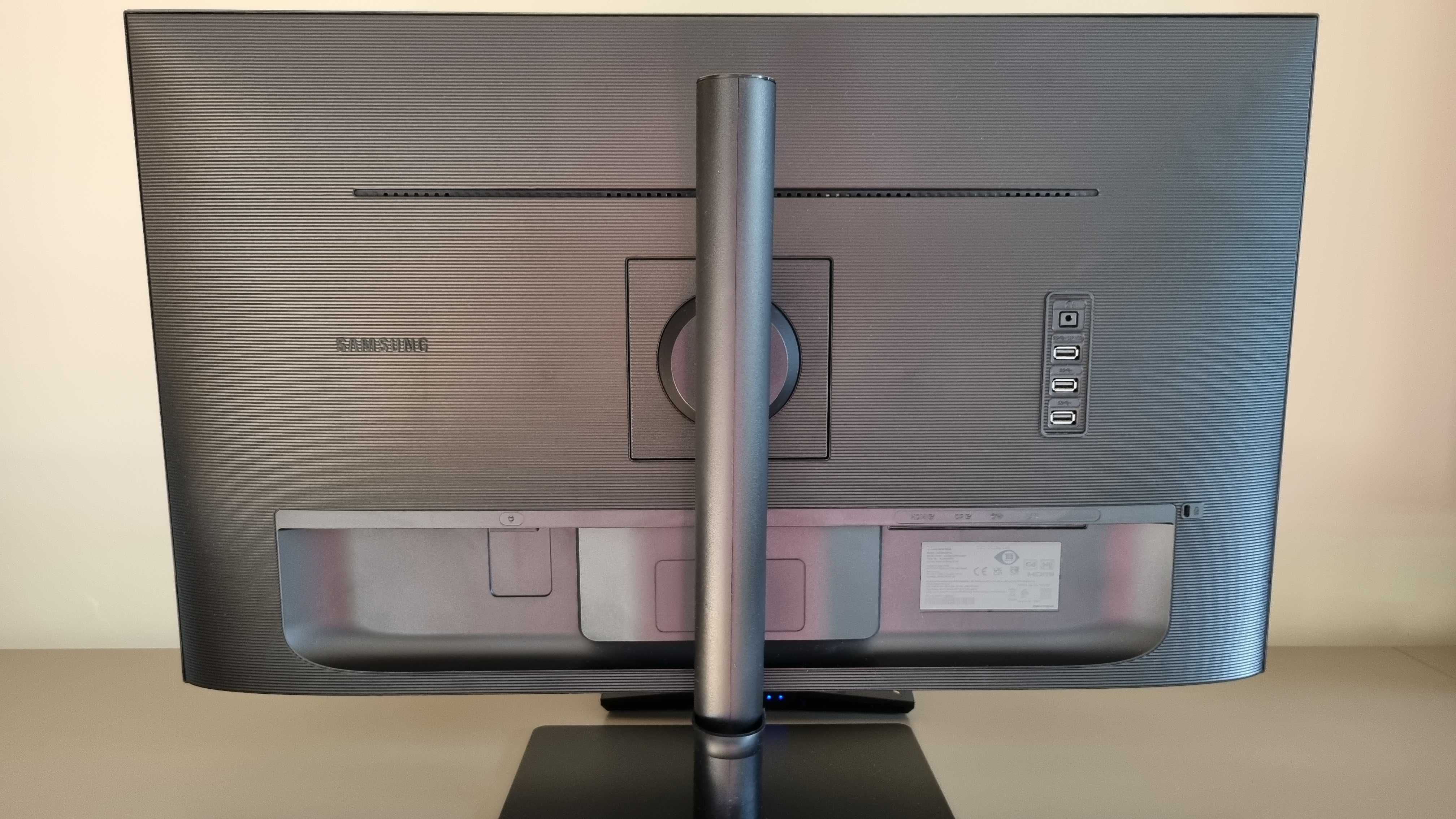 Sprzedam Monitor Samsung Viewfinity S8 32” 60Hz 4K UHD