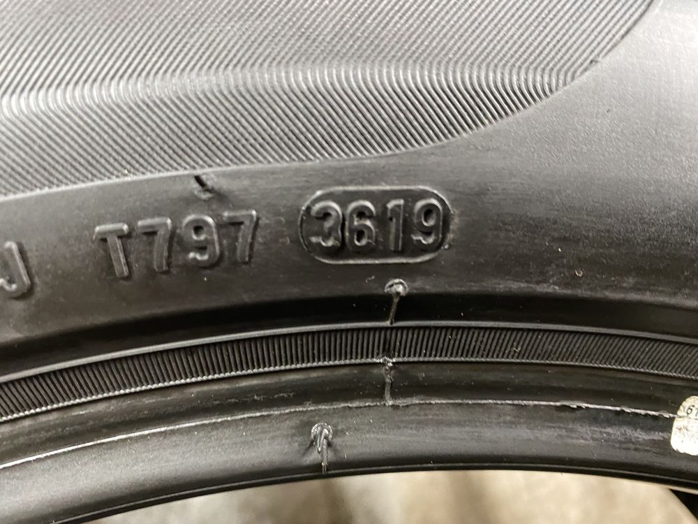 245/45R18 100V Pirelli Sottozero 3 * MO 19rok