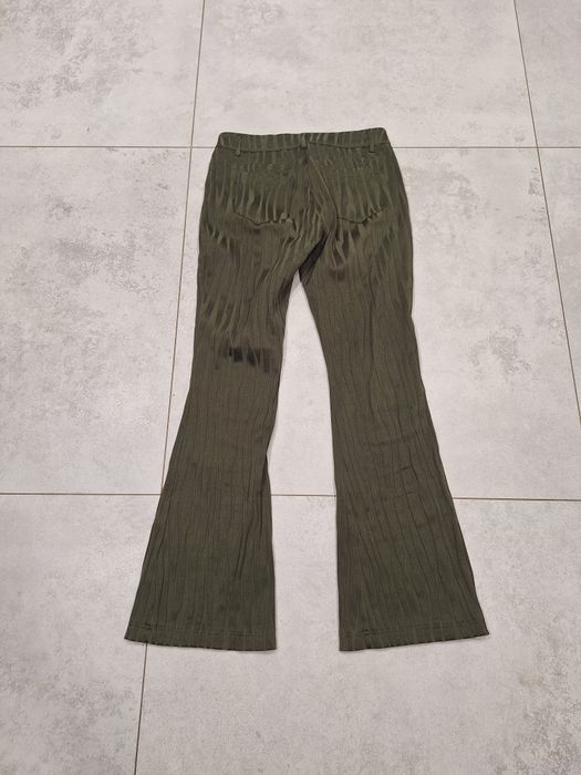 Spodnie dzwony Jessica C&A