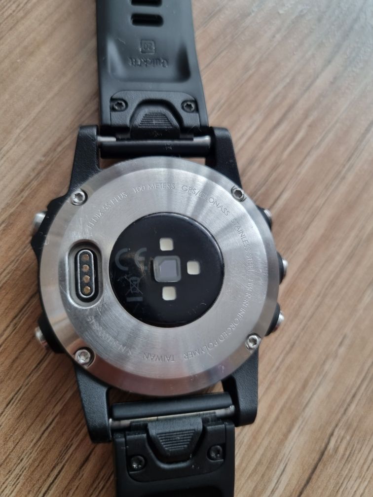 Garmin Fenix 5s Plus