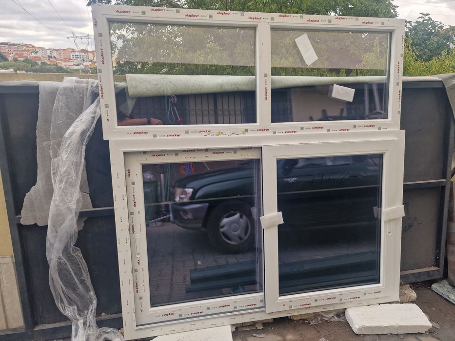 Janelas de correr com fixo em pvc