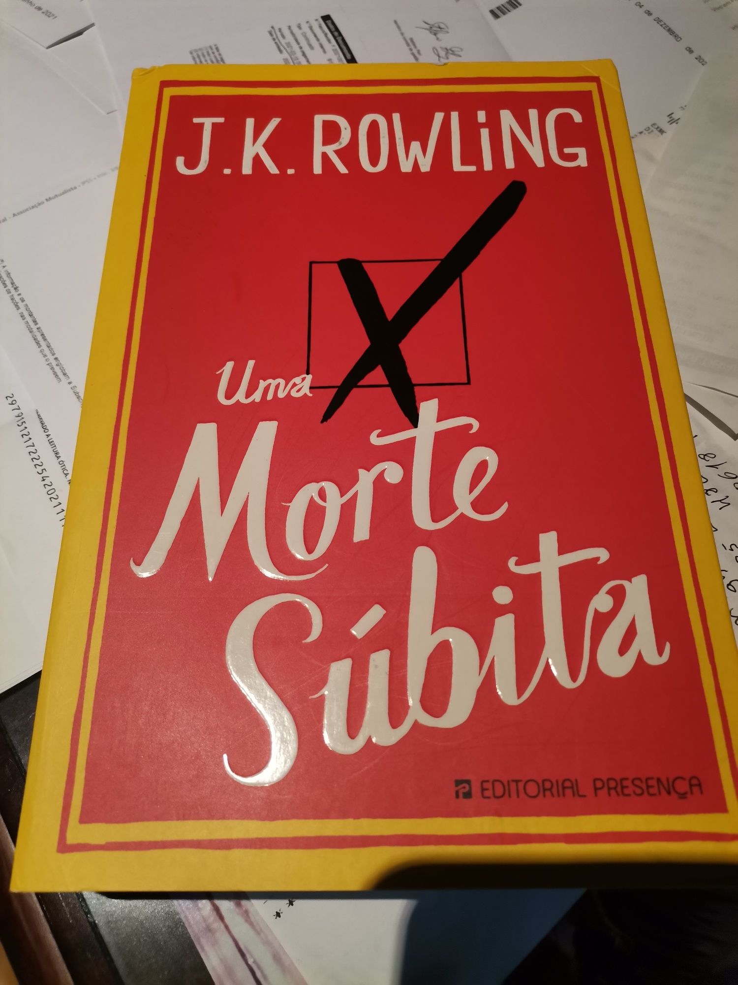 Uma morte súbita de J. K. Rowling