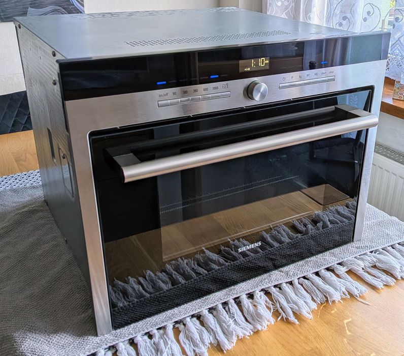 Duża mikrofalówka SIEMENS HF35M562 gastronomia