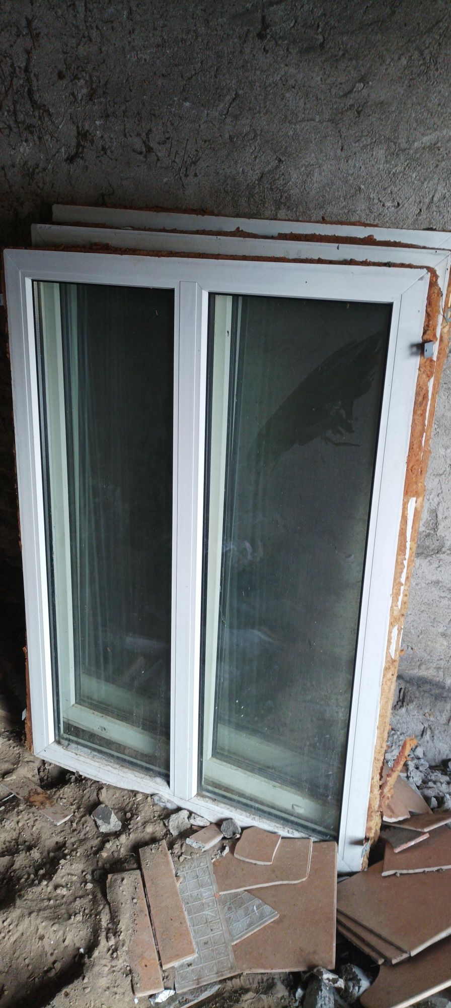 Okna nieuchylne 133x93