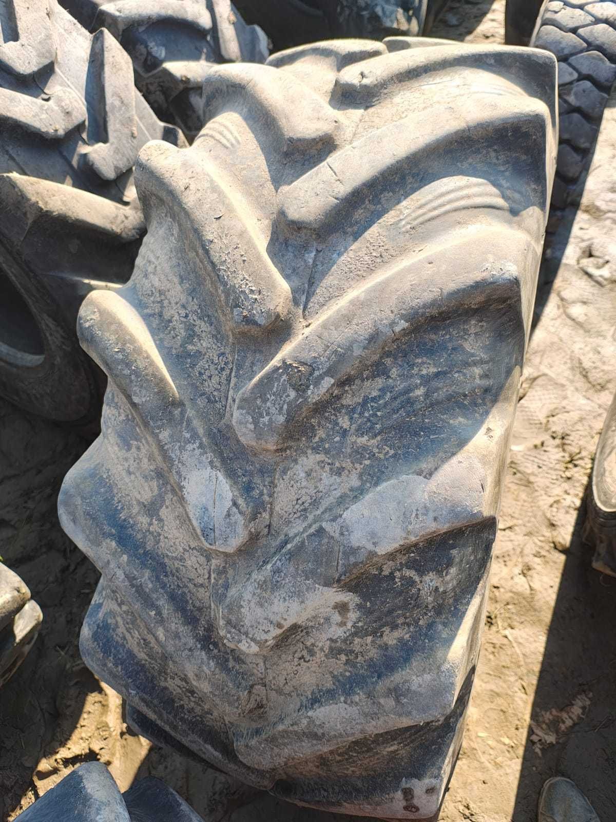 Opona rolnicza 460/70R24 Ozka ładowarka teleskopowa JCB Cat Volvo