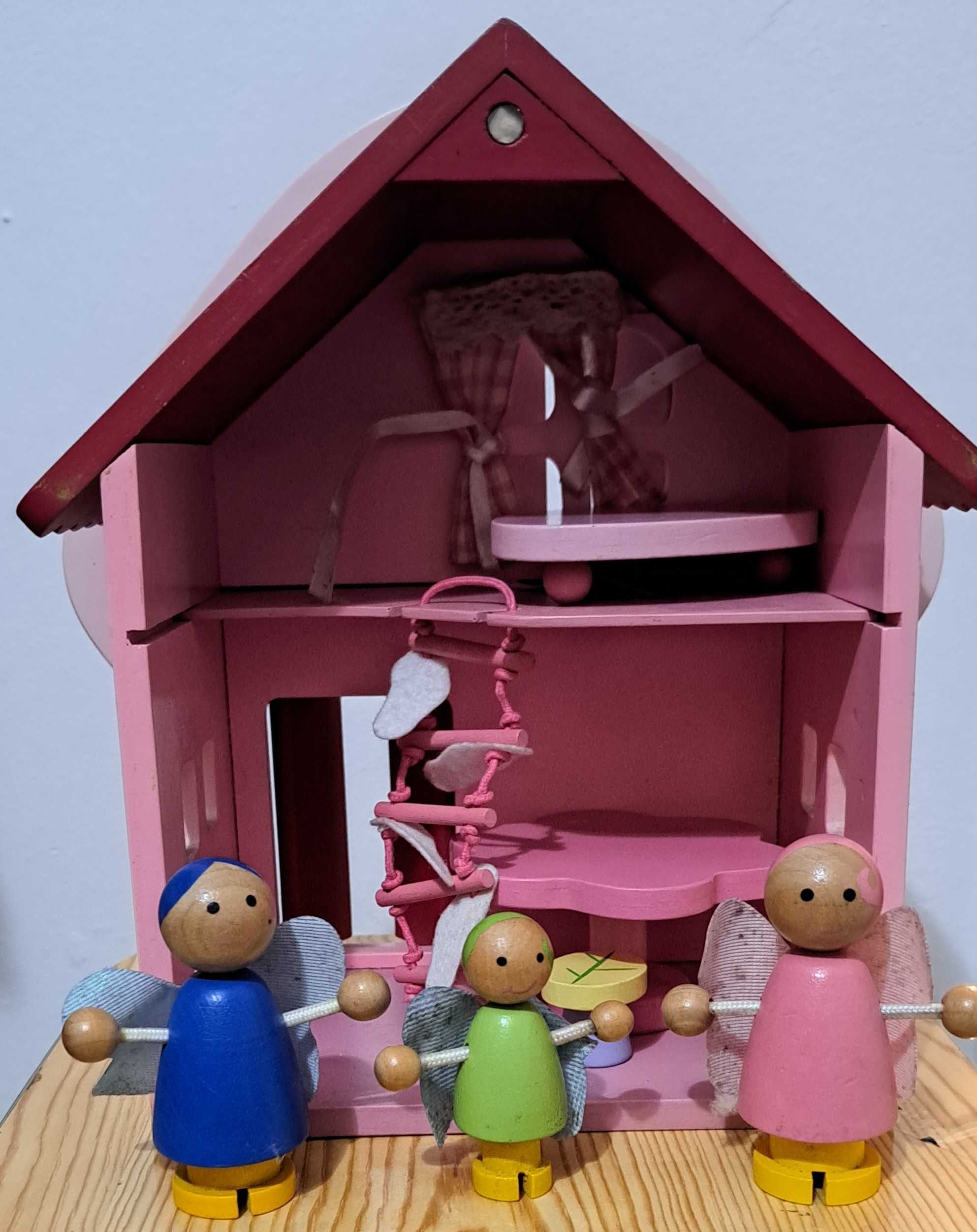 Casinha de Brincar em madeira