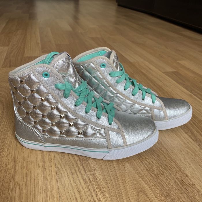 Кроссовки хайтопы из USA оригинальные сникерсы