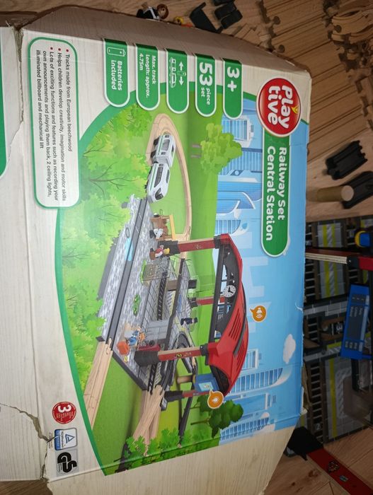 Drewniana kolejka dworzec kolejowy