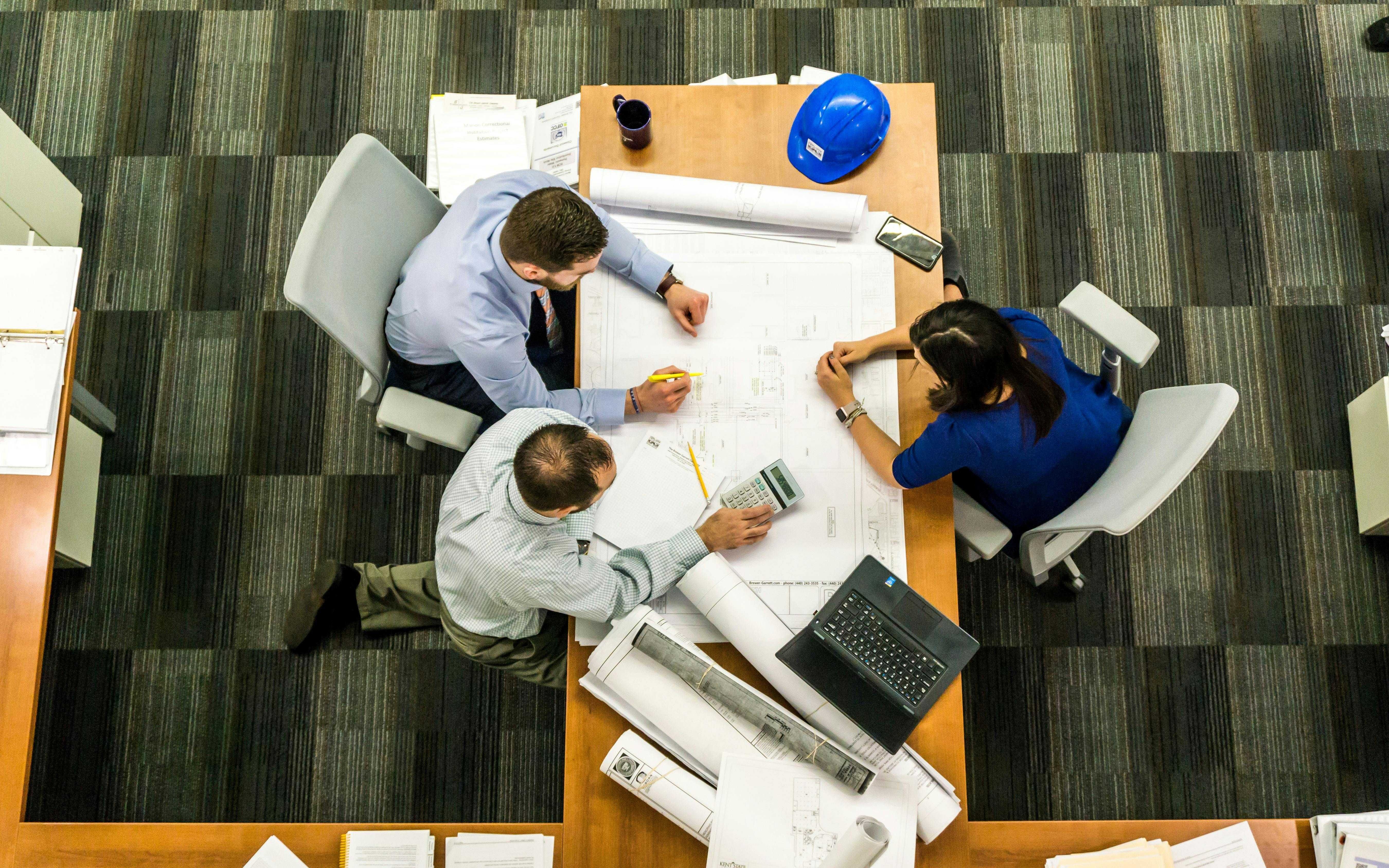 Serviços de engenharia eletrotécnica – Projetos / Licenciamentos