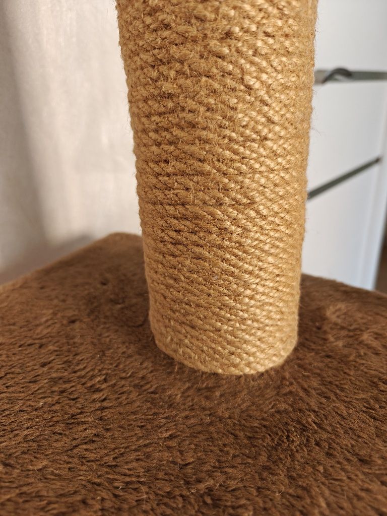 Дом для кота, когтеточка