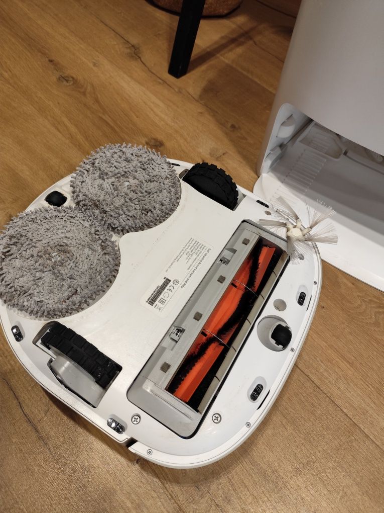 Robot sprzątający Dreame W10