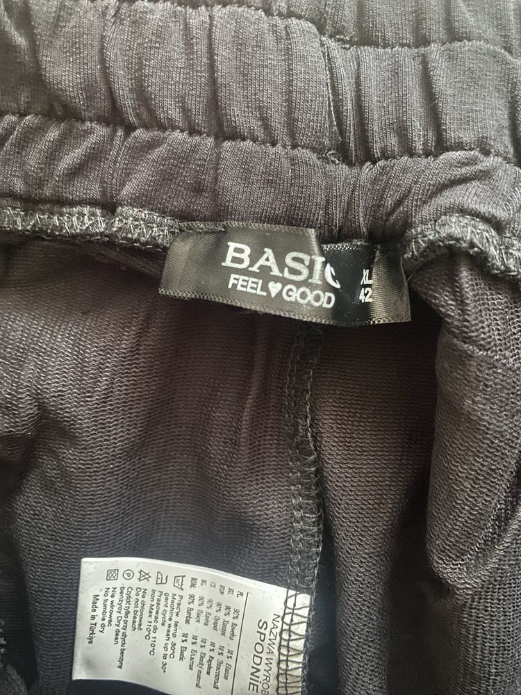 Nowe dresy Basic XL