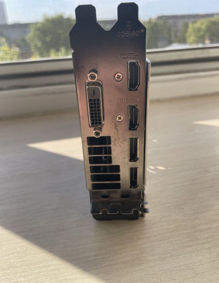 Sapphire Nitro RX 470 4GB GDDR5 256bit
Відеокарти Sapphire RX 4