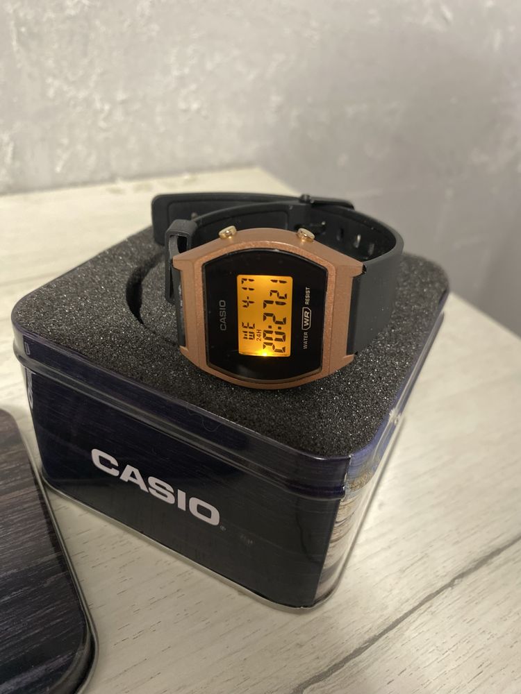 Zegarek damski CASIO