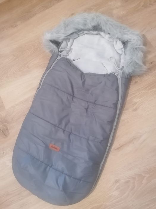 Śpiworek dziecięcy do wózka głębokiego i spacerowego