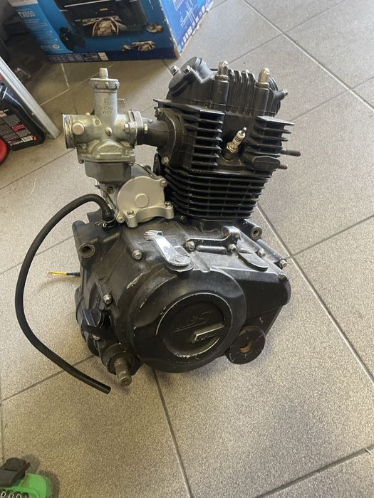Розборка двигуна Lifan City-R 200 162FMK-3