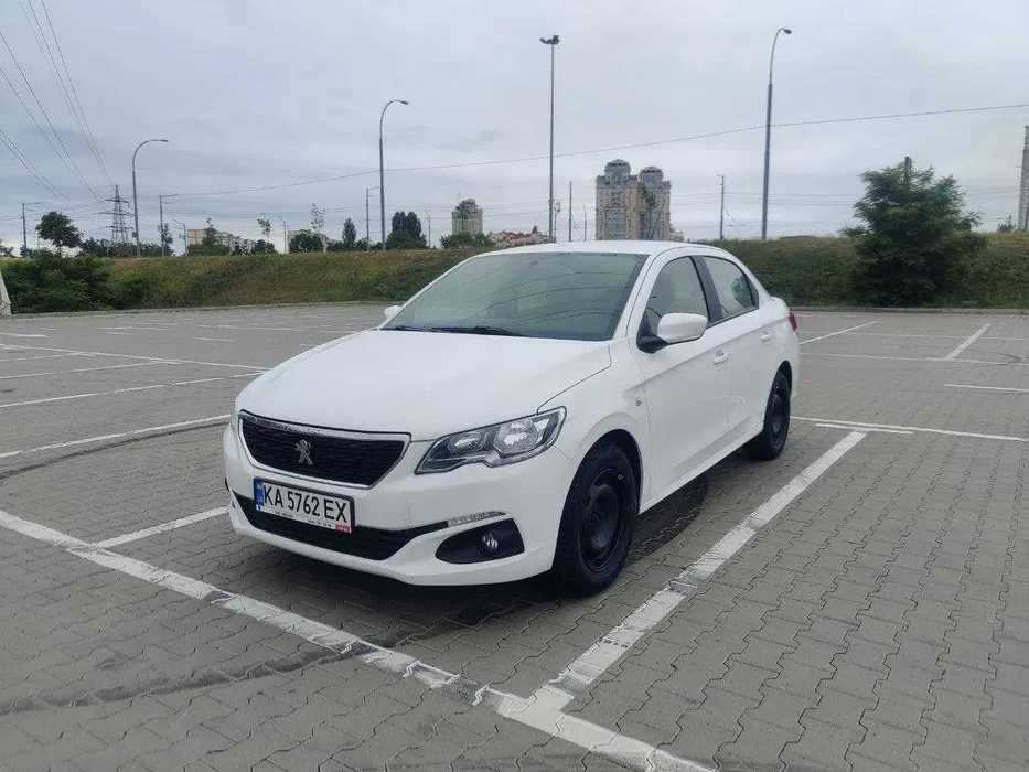 Аренда авто Peugeot 301 в Одессе