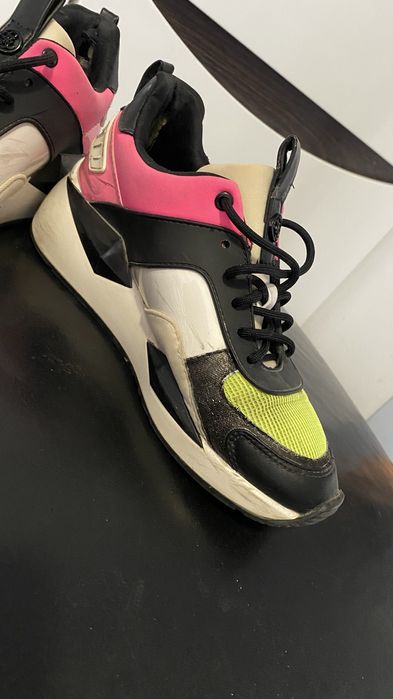 Buty damskie Guess róz, limonka rozmiar 37