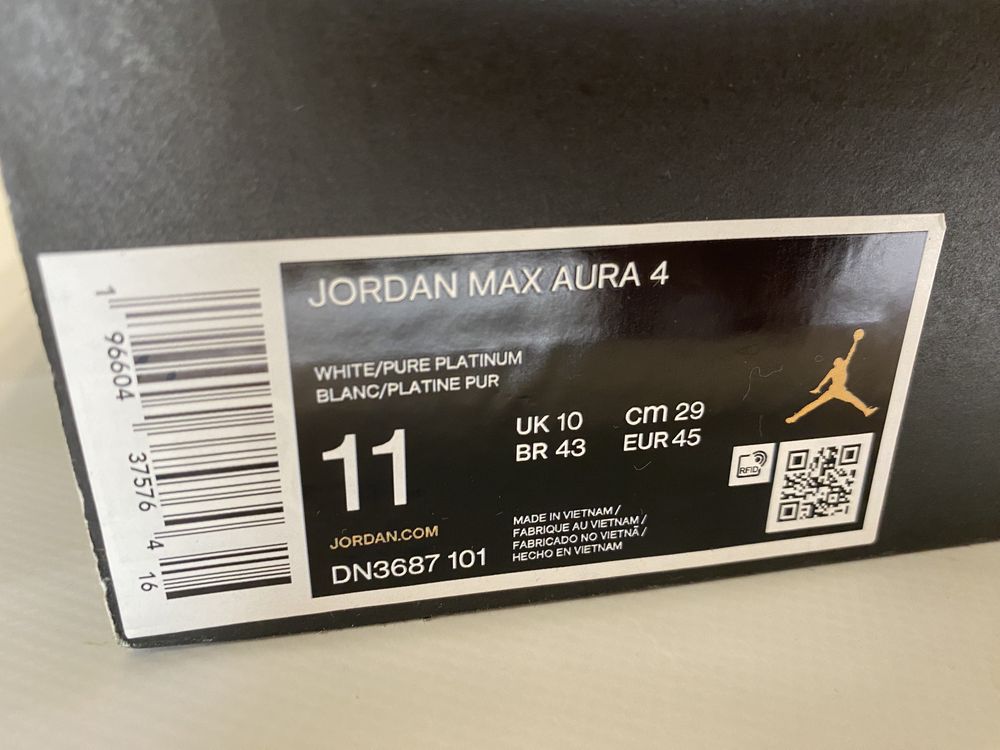 Новые ОРИГИНАЛ кроссовки Jordan Max Aura 4