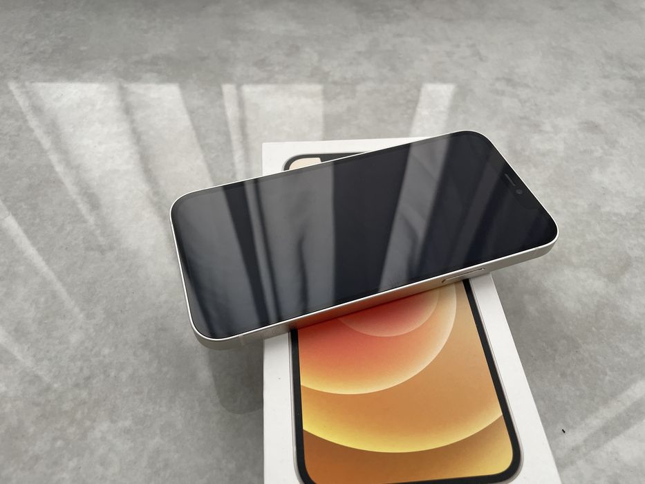Iphone 12 128GB bialy stan idealny