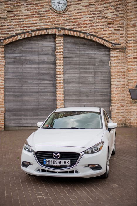 MAZDA 3 2017 хэтчбэк