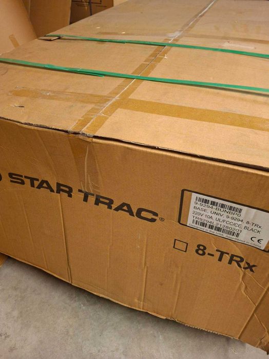 Profesjonalna bieżnia Star Trac 8 Series TRx