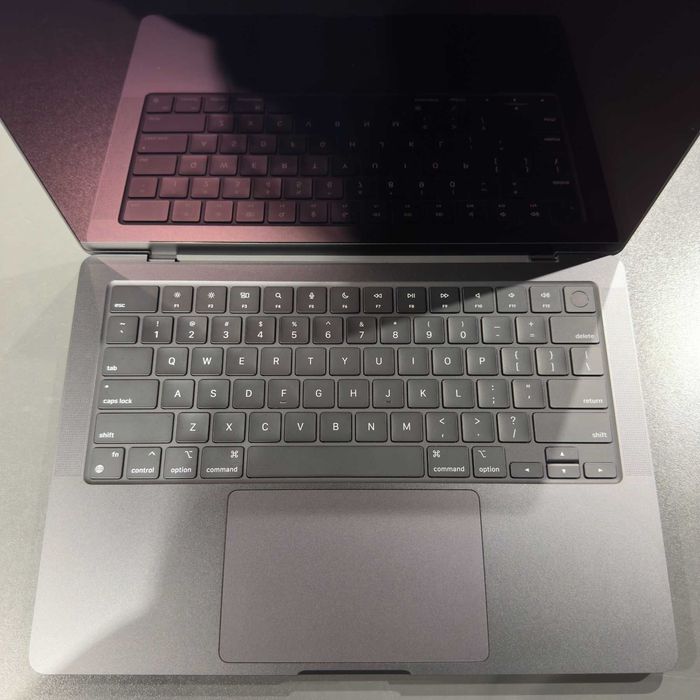 Ноутбук MacBook Pro 14" 2023 M3 Pro 18gb RAM 512gb SSD В НАЯВНОСТІ!