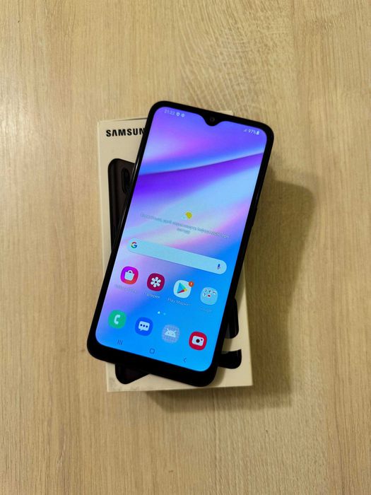 Продам Samsung Galaxy A10s в хорошому стані - повний комплект