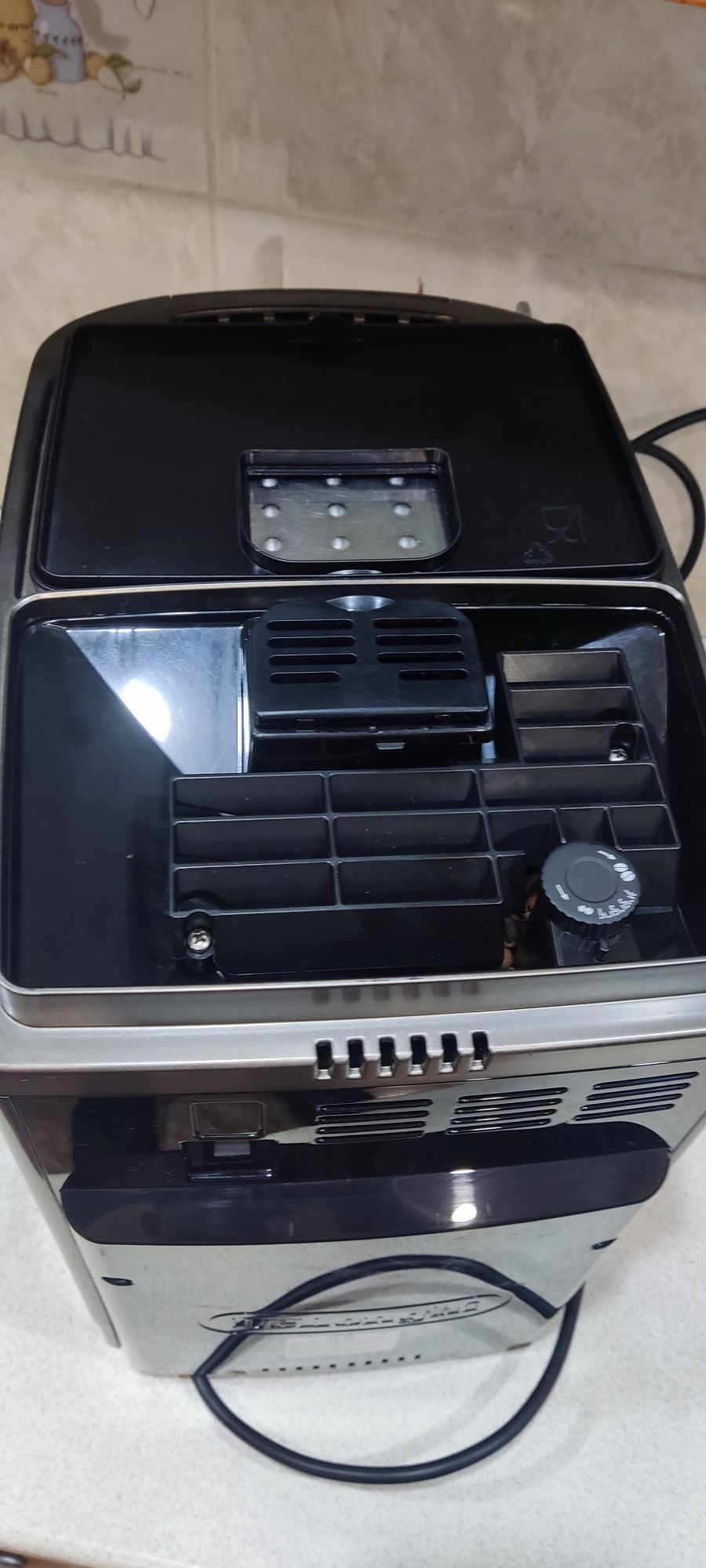 Кофемашина Delonghi Magnifica S Smart