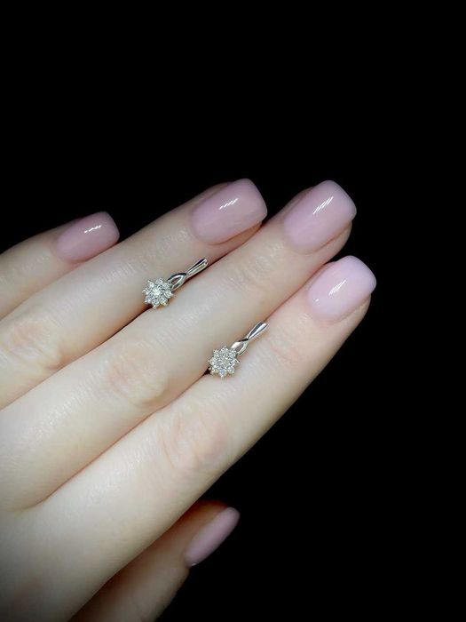 Золотые серьги с бриллиантами/Золоті сережки з діамантами