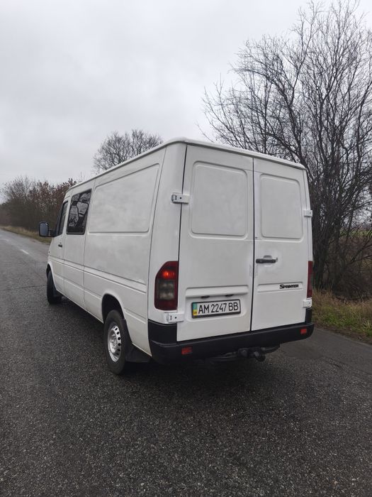Mercedes Sprinter 2005 рік
