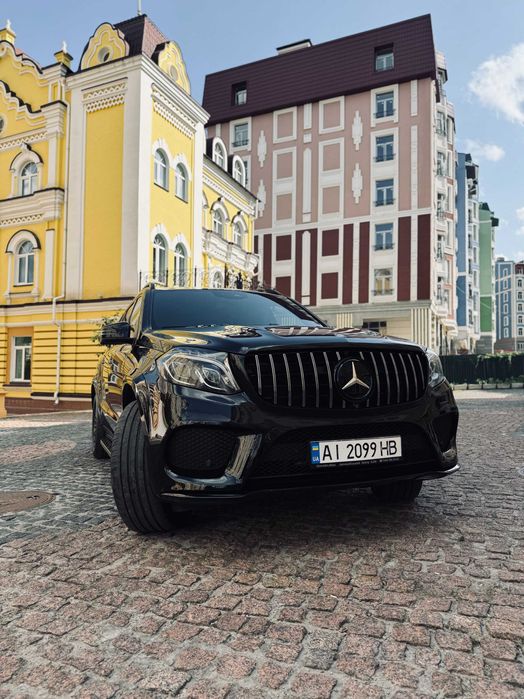 Mercedes-Benz GLS 500