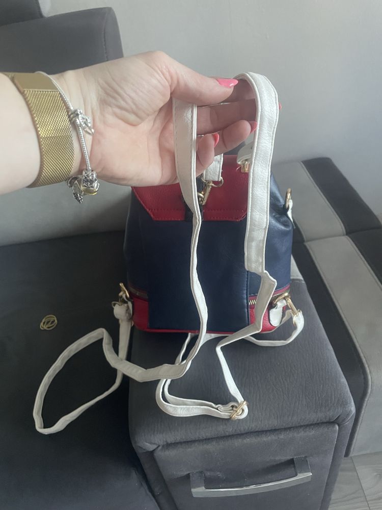 Torebka/plecak znanej marki TOMMY HILFIGER