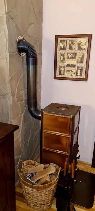 Piecyk kaflowy wolnostojący