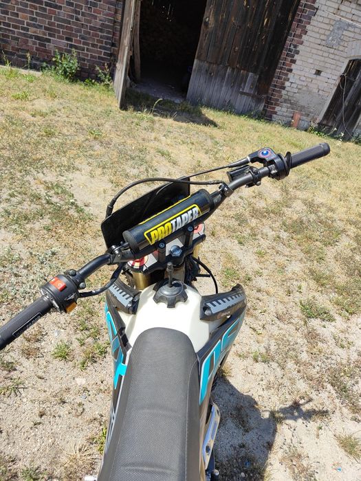 ASIX XB-88 250cc